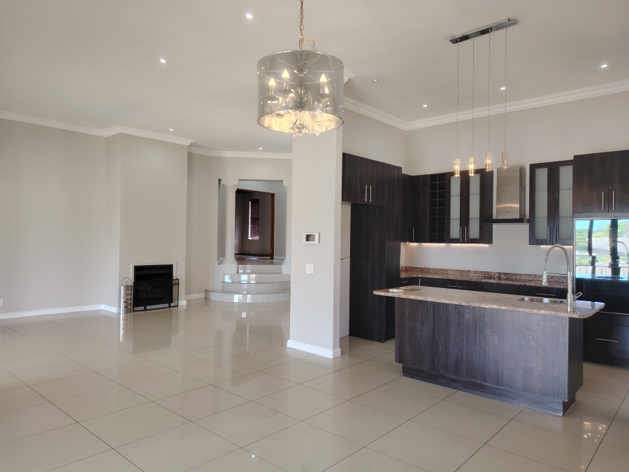 To Let 3 Bedroom Property for Rent in Jakarandas Western Cape